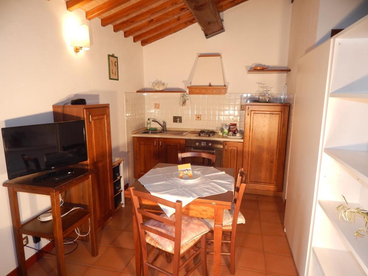 Fullino Nero Rta - Residenza Turistico Alberghiera Siena Exterior foto