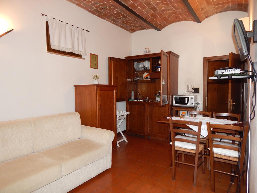 Fullino Nero Rta - Residenza Turistico Alberghiera Siena Exterior foto