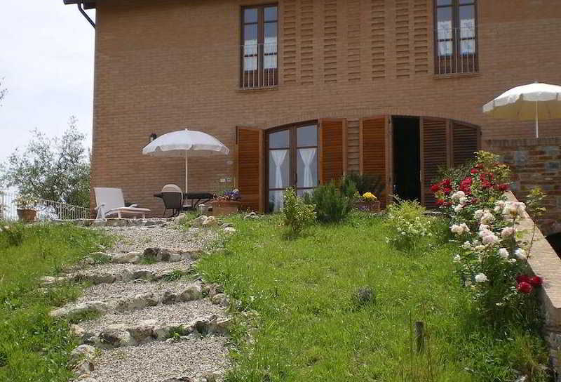 Fullino Nero Rta - Residenza Turistico Alberghiera Siena Exterior foto